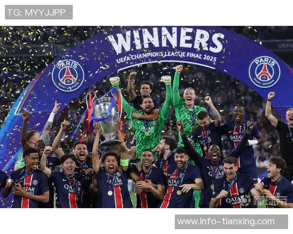 小曼奇尼坚定支持加斯佩里尼罗马有望获得欧冠资格与意杯冠军 小曼奇尼坚定支持加斯佩里尼罗马有望获得欧冠资格与意杯冠军