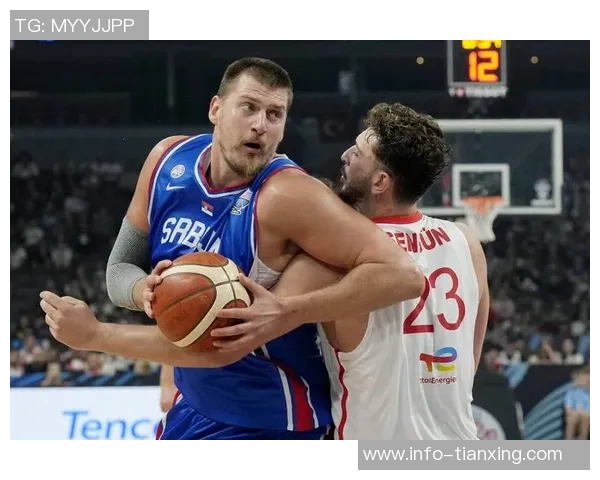 约基奇近五场比赛场均命中率超70三双表现历史仅次于张伯伦